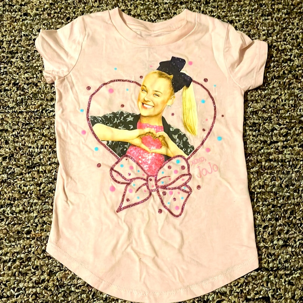 JoJo Siwa tee